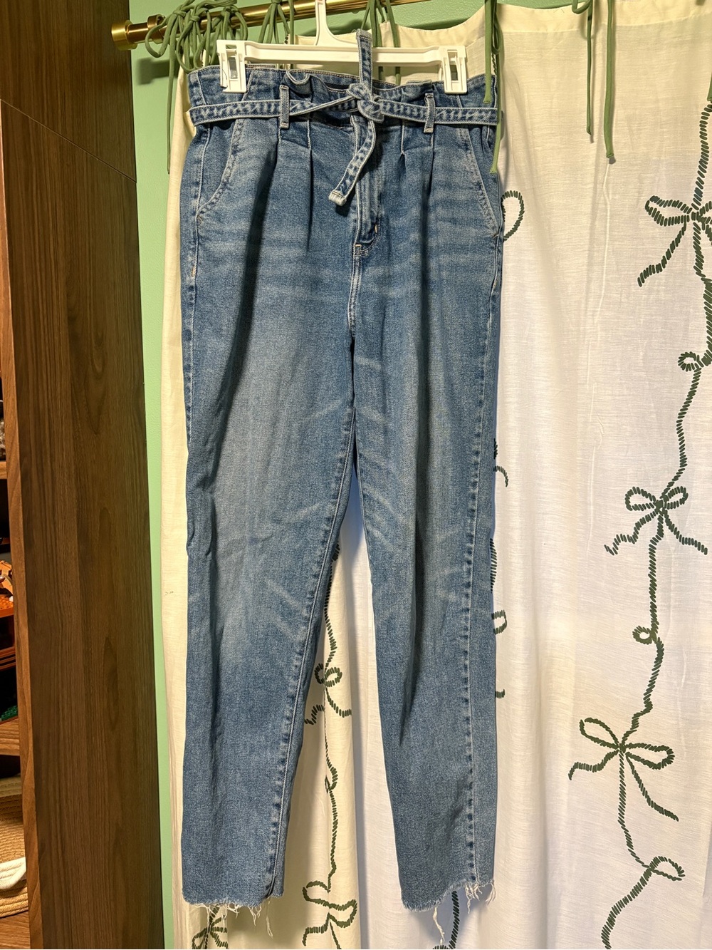 Hollister Light Blue High-Rise Paperbag Jeans